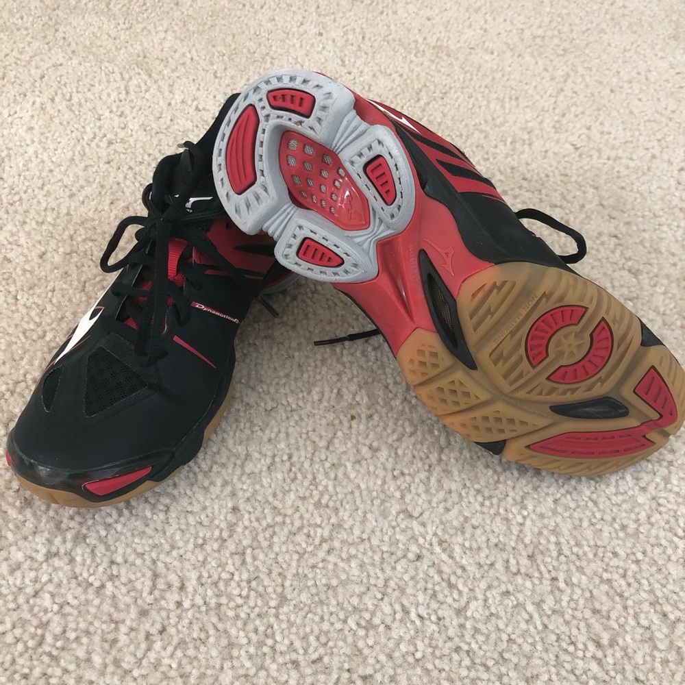 Mizuno Volleyball shoes